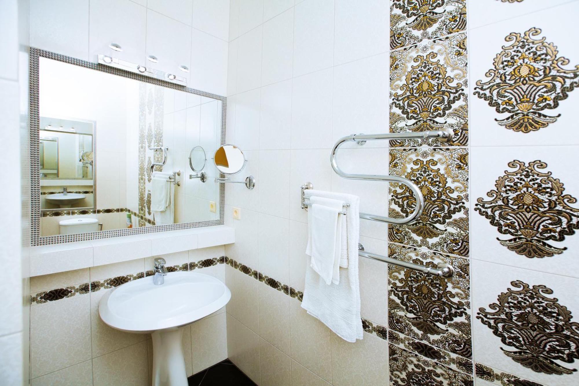 Lira Boutique Hotel Mahiljow Buitenkant foto